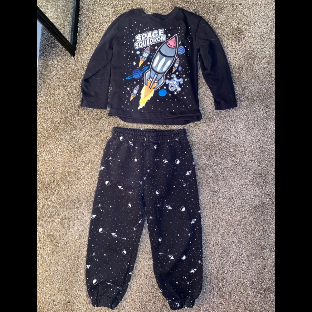 Garanimals space pajama set